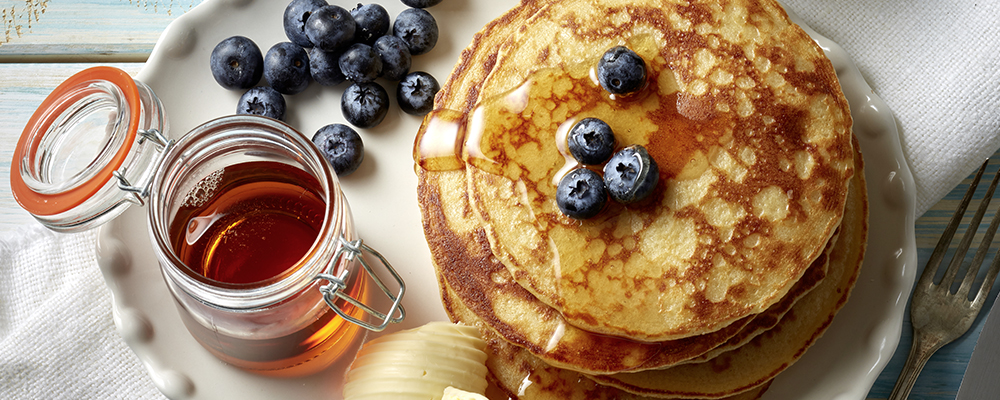 EIPRO-Pancake-Turm-Blaubeeren